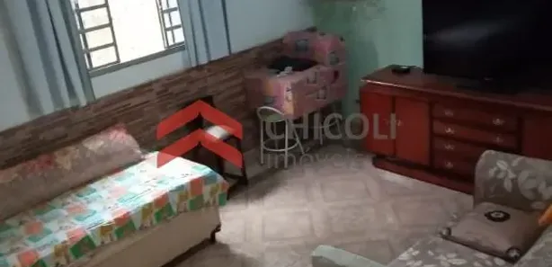 Fazenda / Sítio / Chácara com 2 Quartos à venda, 300m² no Centro, Mairinque