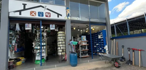 Loja / Salão / Ponto Comercial à venda, 45m² no Maravilha, Paty do Alferes