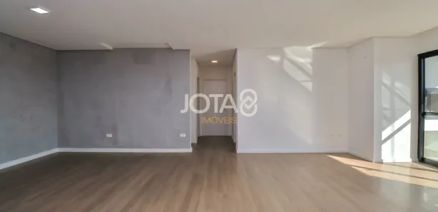 Apartamento com 2 Quartos para alugar, 110m² no Santo Inácio, Curitiba