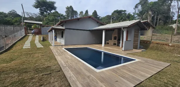 Fazenda / Sítio / Chácara com 3 Quartos à venda, 1000m² no , Mairinque