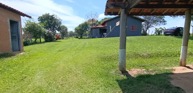Fazenda / Sítio / Chácara com 3 Quartos à venda, 48400m² no Centro, Laranjal Paulista