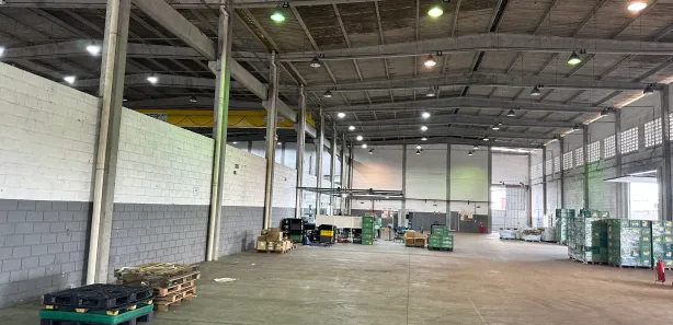 Galpão / Depósito / Armazém para venda ou aluguel, 6000m² no Jardim Limoeiro, Camaçari