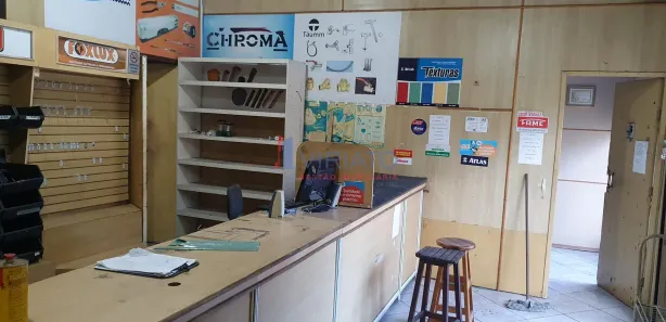 Galpão / Depósito / Armazém à venda, 1743m² no Cascadura, Rio de Janeiro