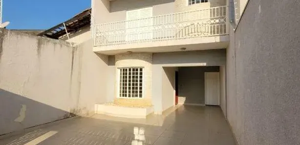 Casa com 4 Quartos para alugar, 227m² no Parque Residencial Jaguari, Americana