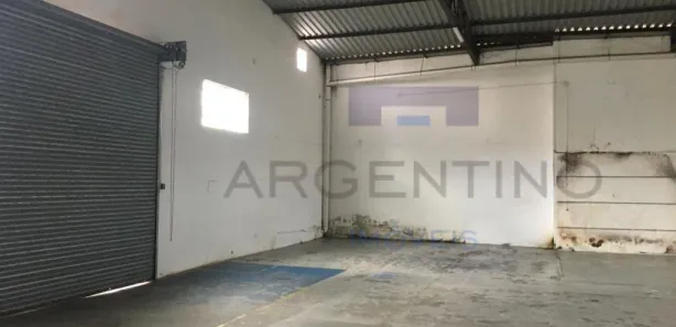 Galpão / Depósito / Armazém para alugar, 489m² no Vila Rea, Poá