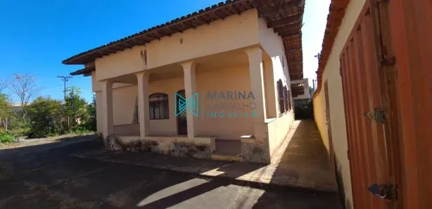 Casa com 5 Quartos à venda, 200m² no Centro, Confins