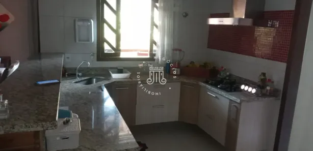 Fazenda / Sítio / Chácara com 3 Quartos à venda, 225m² no Monterrey, Louveira
