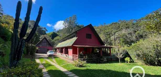 Fazenda / Sítio / Chácara com 3 Quartos à venda, 22781m² no Braunes, Nova Friburgo
