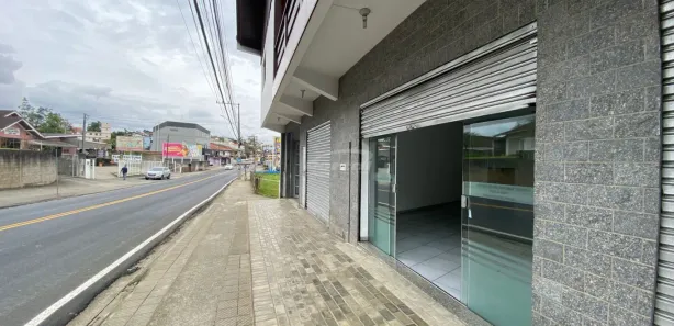 Conjunto Comercial / Sala para alugar, 35m² no Água Verde, Blumenau