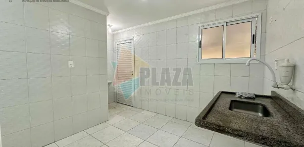 Casa de Condomínio com 2 Quartos para alugar, 75m² no Canto do Forte, Praia Grande