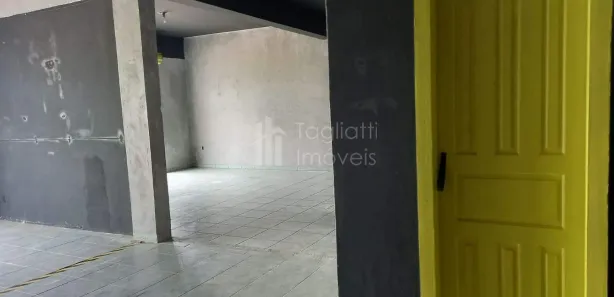 Loja / Salão / Ponto Comercial à venda, 30m² no Balneário São Pedro, São Pedro da Aldeia
