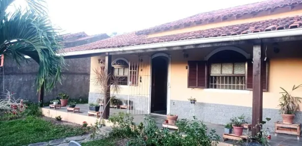 Casa com 2 Quartos à venda, 80m² no Vila Capri, Araruama