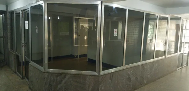 Conjunto Comercial / Sala para alugar, 113m² no Jardim Vinte e Cinco de Agosto, Duque de Caxias