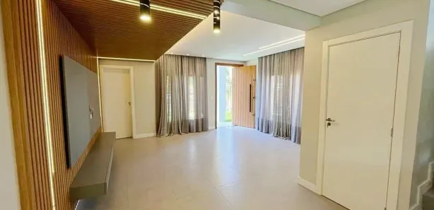 Casa com 3 Quartos para alugar, 200m² no Presidente Médici, Chapecó