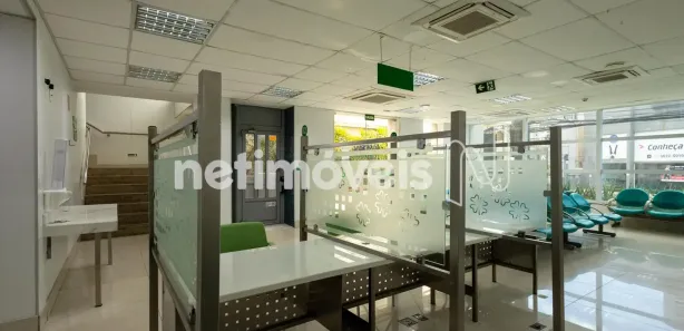 Prédio Inteiro para venda ou aluguel, 700m² no Caminho das Árvores, Salvador