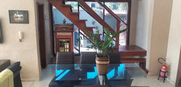 Sobrado com 3 Quartos para alugar, 150m² no São Lourenço, Bertioga
