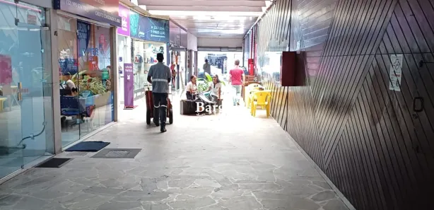 Loja / Salão / Ponto Comercial à venda, 81m² no Centro, Juiz de Fora