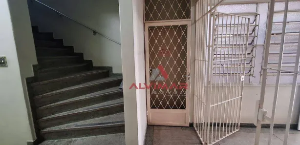 Conjunto Comercial / Sala para alugar, 24m² no Aterrado, Volta Redonda