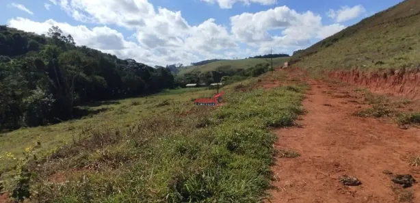Fazenda / Sítio / Chácara com 1 Quarto à venda, 1000m² no Área Rural de Viçosa, Viçosa