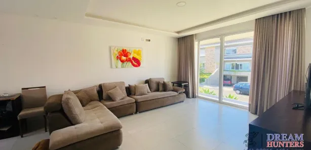 Casa de Condomínio com 3 Quartos à venda, 195m² no Tanguá, Almirante Tamandaré