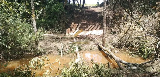 Fazenda / Sítio / Chácara com 1 Quarto à venda, 1500m² no , Capivari