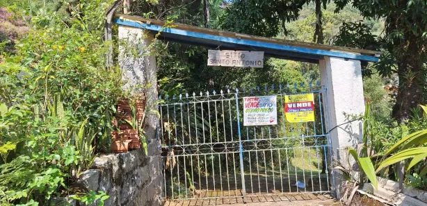 Fazenda / Sítio / Chácara com 6 Quartos à venda, 3500m² no Chácaras Rio-Petrópolis, Duque de Caxias