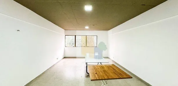 Conjunto Comercial / Sala para alugar, 34m² no Jardim São Vicente, Cotia