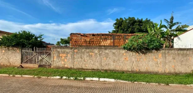 Terreno / Lote / Condomínio à venda, 754m² no Região dos Lagos, Brasília