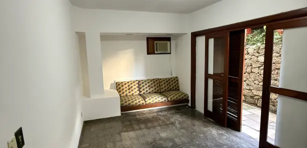 Sobrado com 4 Quartos para alugar, 394m² no São Francisco, Niterói