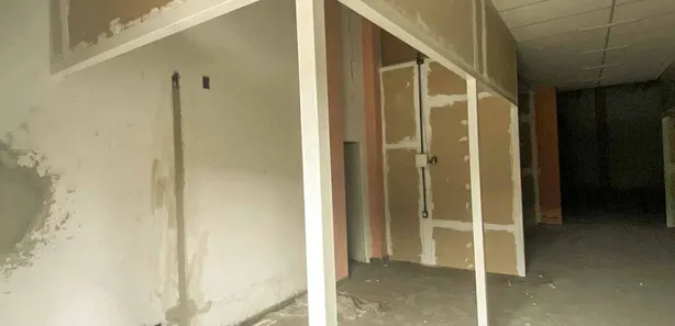 Loja / Salão / Ponto Comercial para alugar, 6m² no Piabetá (Inhomirim), Magé