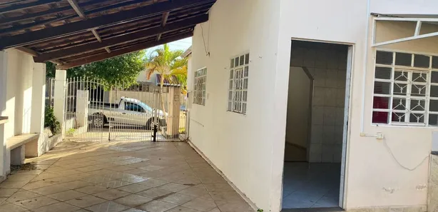 Casa com 2 Quartos à venda, 300m² no Centro, Anhembi