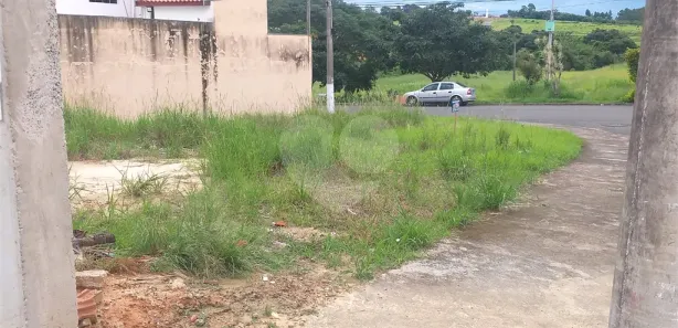 Terreno / Lote / Condomínio à venda, 282m² no Jardim São Pedro, Capivari