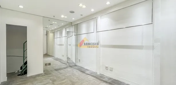 Loja / Salão / Ponto Comercial à venda, 35m² no Santa Clara, Divinópolis