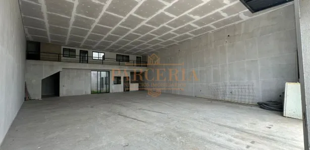 Galpão / Depósito / Armazém para alugar, 273m² no Residencial Costa Ville, Araçatuba