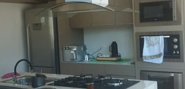 Casa com 3 Quartos à venda, 400m² no Centro, Hidrolândia