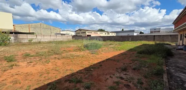Galpão / Depósito / Armazém à venda, 130m² no Zona Industrial, Brasília