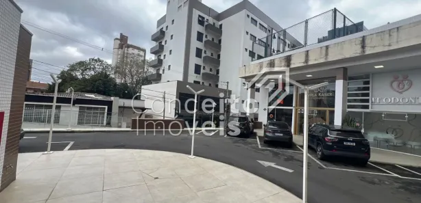 Conjunto Comercial / Sala para alugar, 110m² no Centro, Ponta Grossa