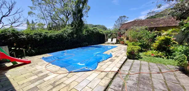 Casa com 3 Quartos à venda, 600m² no Independência, Petrópolis