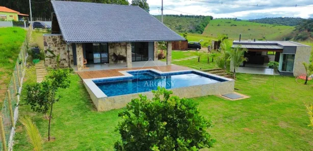 Casa de Condomínio com 3 Quartos à venda, 350m² no Secretario, Paraíba do Sul