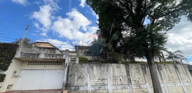 Casa com 4 Quartos à venda, 480m² no Centro Alto, Ribeirão Pires