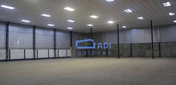 Galpão / Depósito / Armazém para alugar, 2830m² no Presidente Altino, Osasco