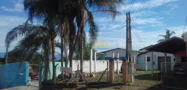 Galpão / Depósito / Armazém à venda, 700m² no Cruz, Lorena