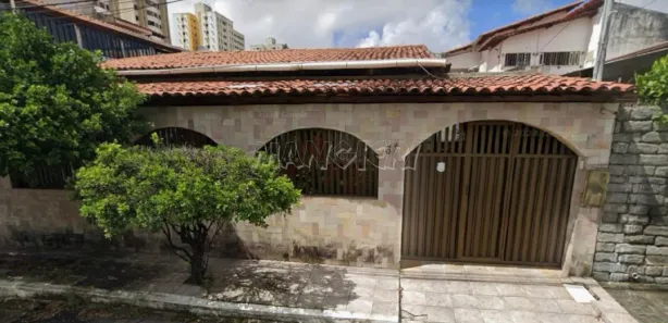 Casa com 3 Quartos à venda, 200m² no Luzia, Aracaju