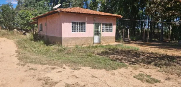 Fazenda / Sítio / Chácara com 2 Quartos à venda, 150m² no , Brasília