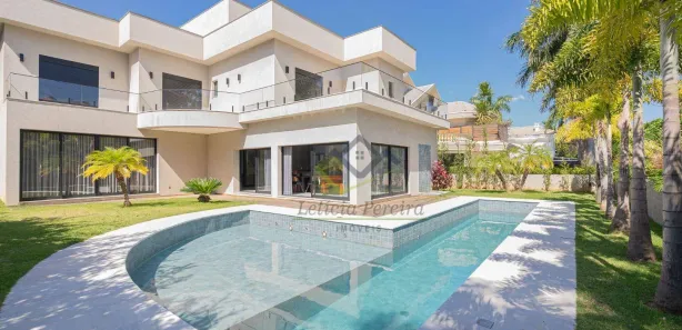 Casa de Condomínio com 5 Quartos para venda ou aluguel, 800m² no Tamboré, Santana de Parnaíba