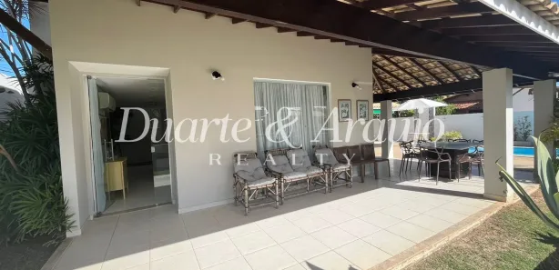 Casa com 4 Quartos à venda, 300m² no Guarajuba (Monte Gordo), Camaçari