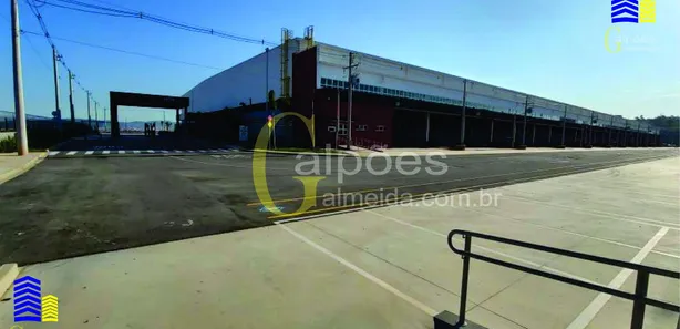 Galpão / Depósito / Armazém para alugar, 1905m² no Padroeira, Osasco