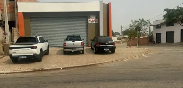 Loja / Salão / Ponto Comercial para alugar, 211m² no Vila dos Ipês, Boituva