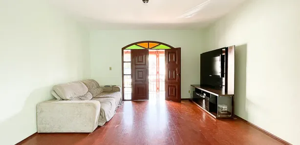 Casa com 4 Quartos à venda, 174m² no João Braz da Costa Val, Viçosa