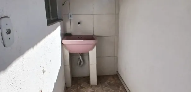 Kitnet com 1 Quarto para alugar, 35m² no Porto da Pedra, São Gonçalo